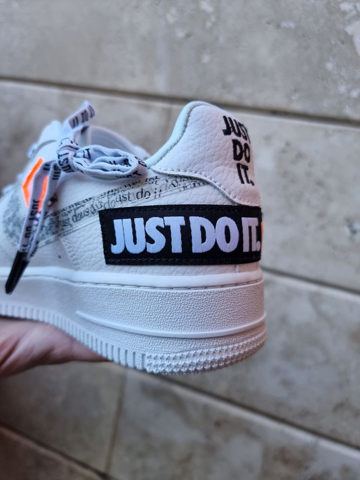 AIR FORCE JUST DO IT LIMITED EDITION