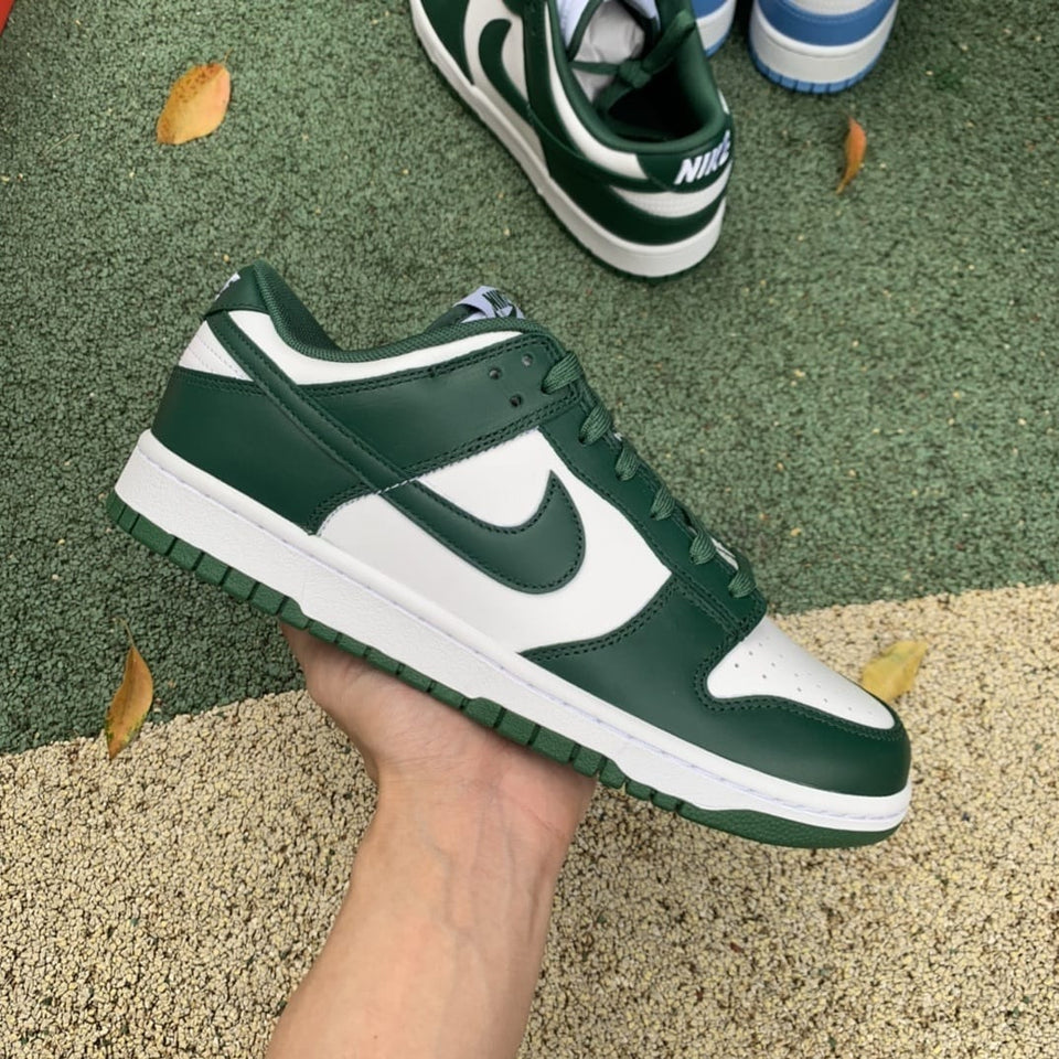 Nike Dunk Low - Sneakers Classiche Streetwear